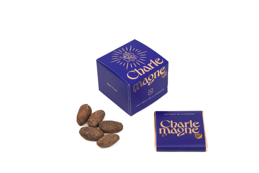 Charlemagne Chocolatiers -- Semainier lait fruit de la passion - 7 carrés de chocolat