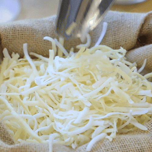 copeaux-de-savon-a-lhuile-dolive-gif.gif