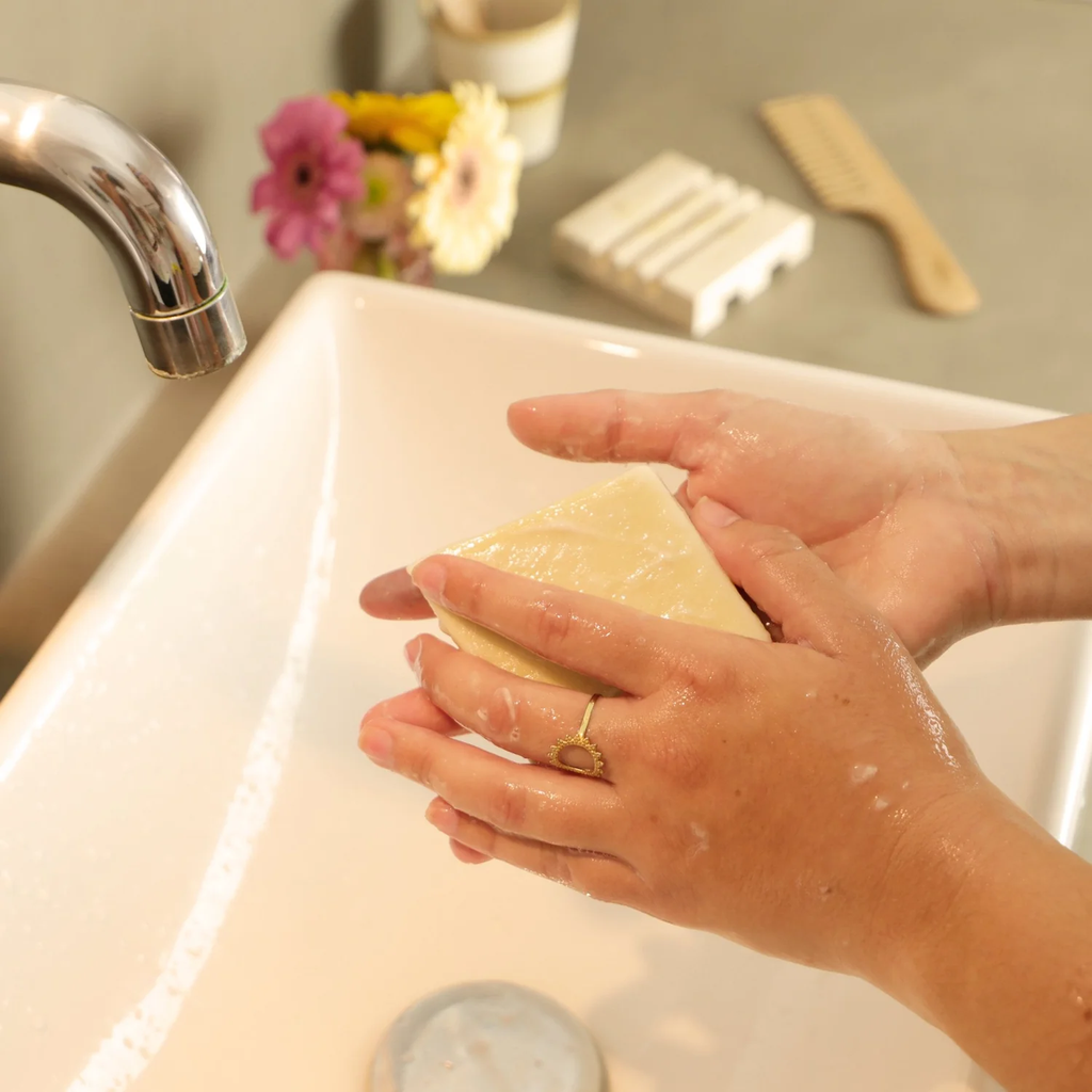 savon-naturel-a-lhuile-dolive-sav-nat-ol-comme-avant-875647.jpg.webp